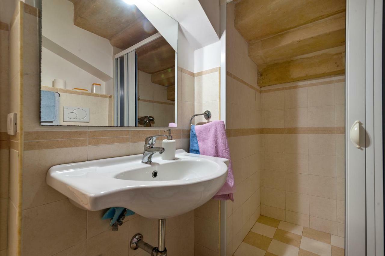 Dimora Dei Baroni Apartment Лече Екстериор снимка